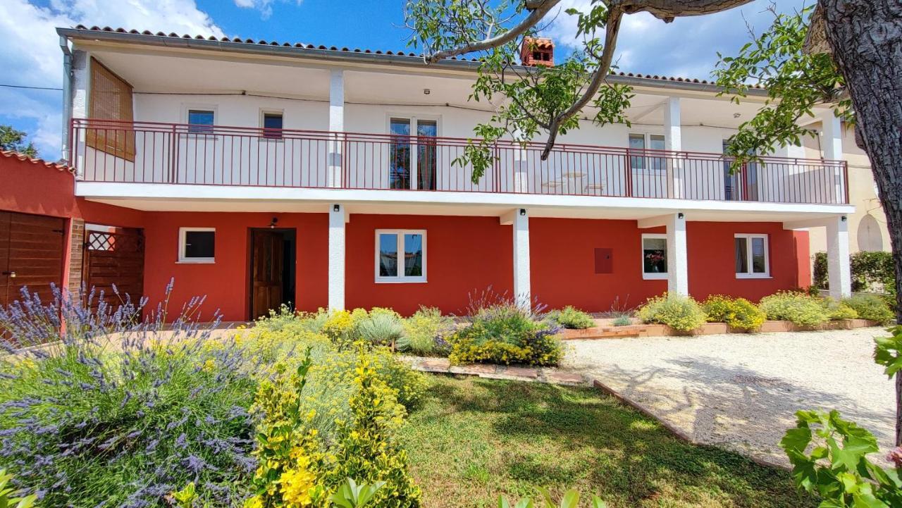 Villa John Pula Exterior foto